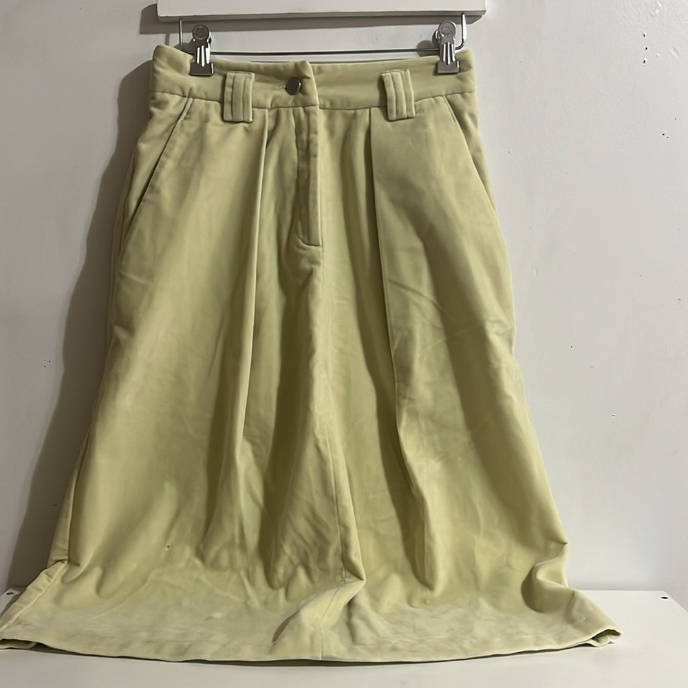 Anntian SKIRT IN VANILLA CUSTARD CREAM SKIRT SIZE SMALL